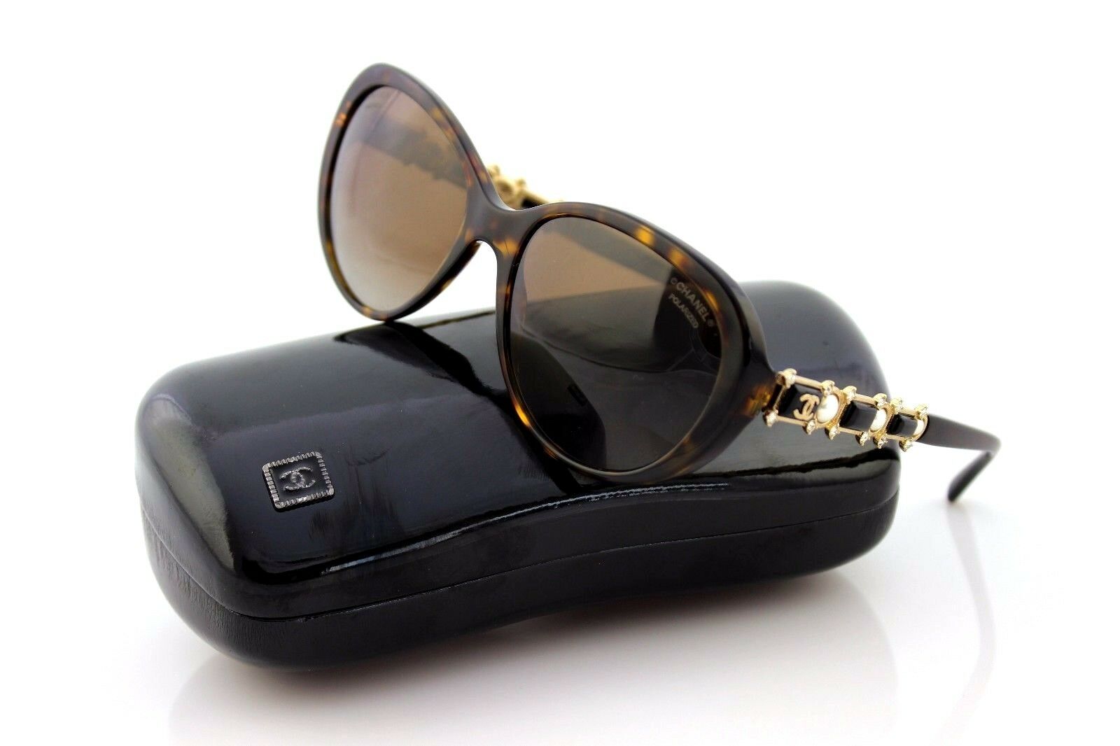 CHANEL Angular sunglasses in c622s6  black black polarized  Breuninger