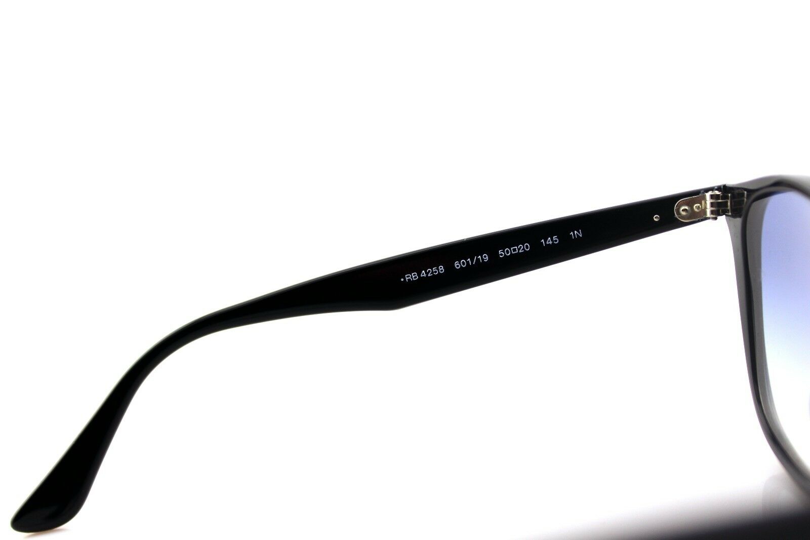 Ray-Ban Unisex Sunglasses RB 4258 601/19