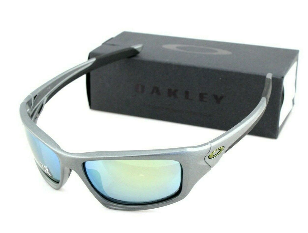 Oakley Valve Polarized Unisex Sunglasses OO 9236 11 6